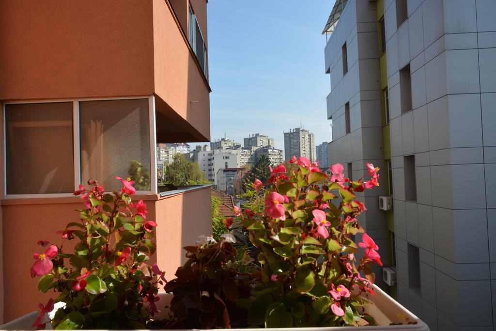 Trident Apartments Ni Eksteriør billede