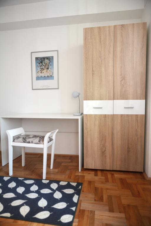 Trident Apartments Ni Eksteriør billede